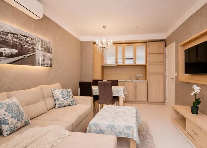 Harmony Grand Resort-15 Private Апартаменты *